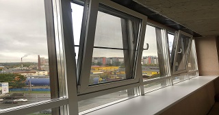 Холодное остекление балкона Курганинск цена от 8210 руб. м/п. за 50 часов