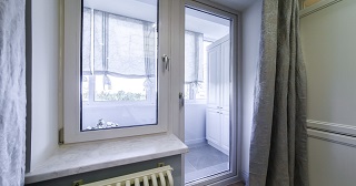 Ремонт балконной двери Курганинск, цена от 975 руб.